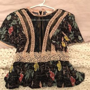 Foxiedox blouse xs✨✨